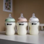 Σετ Πλαστικά Μπιμπερό 260ml Μικρής Ροής 0m+ Tommee Tippee-Closer to Nature 3τμχ - Image 3