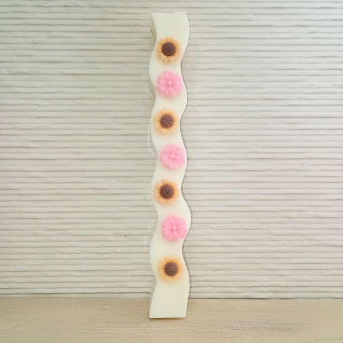 Αρωματική Λαμπάδα από Φυτικό Κερί - Ηλιοτρόπια 4 Αρωματική Λαμπάδα από Φυτικό Κερί - Ηλιοτρόπια και Πανσέδες - Image 1