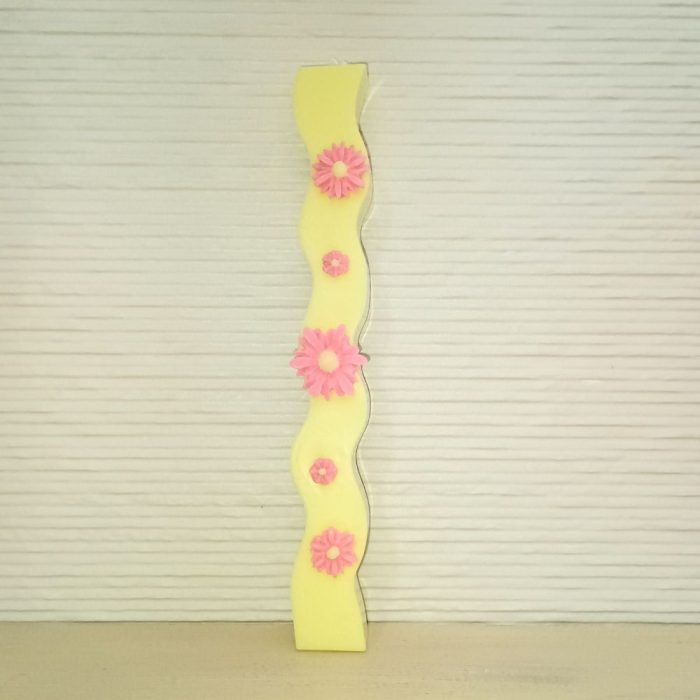 Αρωματική Λαμπάδα από Φυτικό Κερί - Λουλούδια σε Κίτρινο Φόντο Αρωματική Λαμπάδα από Φυτικό Κερί - Λουλούδια σε Κίτρινο Φόντο - Image 1