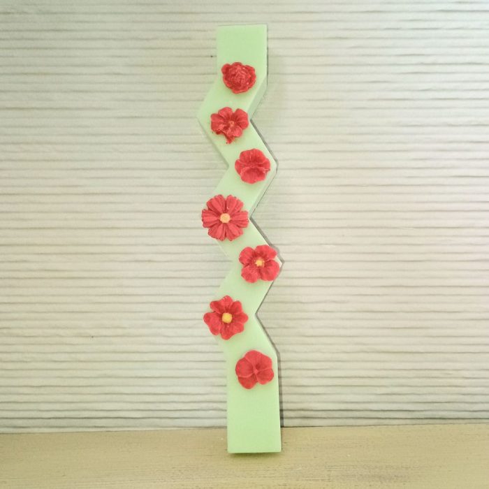 Αρωματική Λαμπάδα από Φυτικό Κερί - Λουλούδια σε Φόντο Μέντα Αρωματική Λαμπάδα από Φυτικό Κερί - Λουλούδια σε Φόντο Μέντα - Image 1