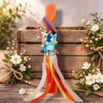 Χειροποίητη Αρωματική Λαμπάδα με Ξύλινο Διακοσμητικό Bluey και Bingo